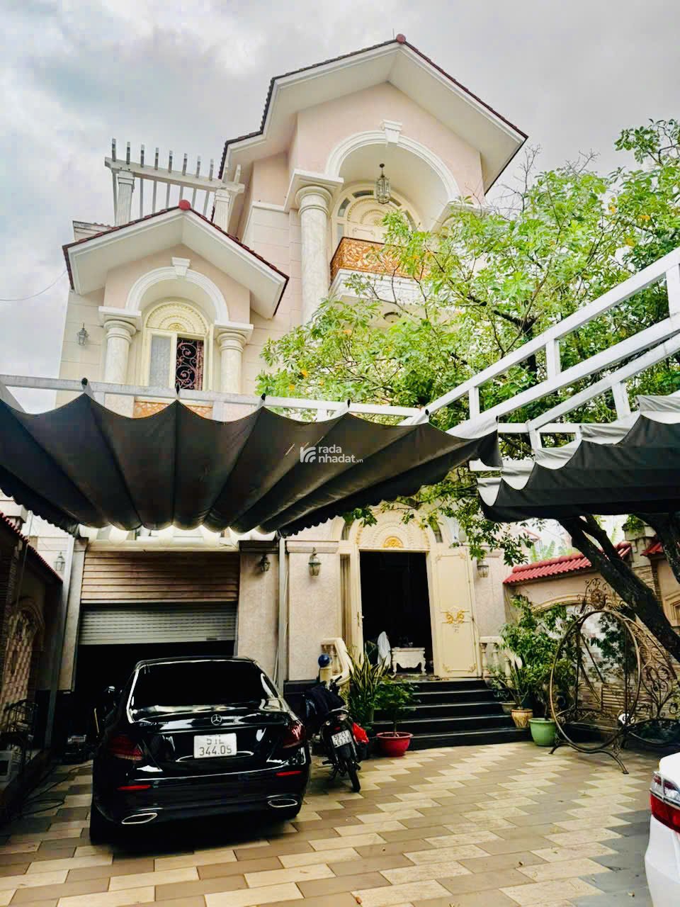 35 tỷ! Bán biệt thự đẹp 2 mặt hẻm Lê Quang Định, Bình Thạnh - 9.1x30m - 4 Tầng