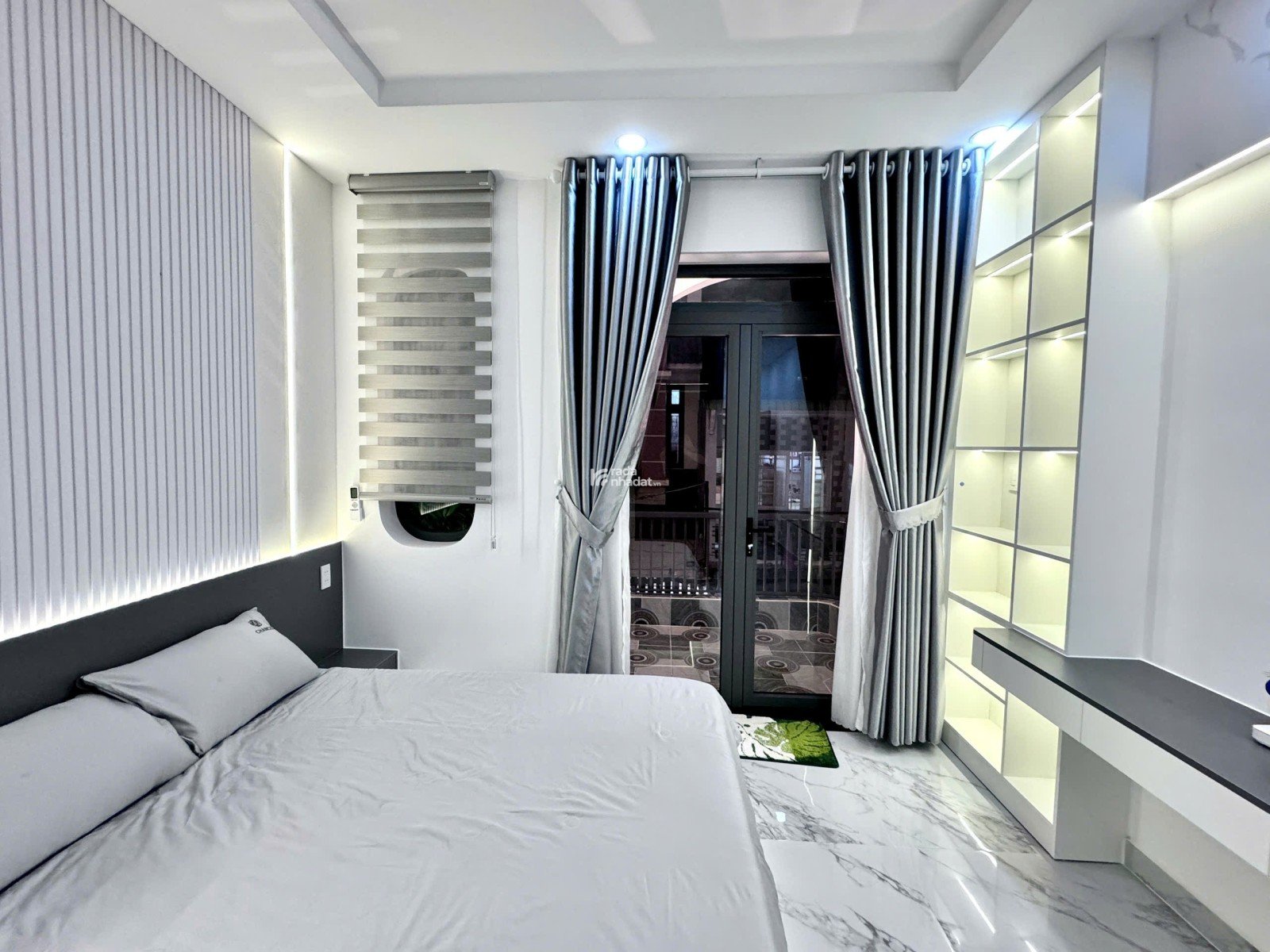 Nhà Đẹp 4 Lầu Bán Gấp, hẻm ô tô, đường Huỳnh Văn Nghệ, P. 15, Tân Bình, chỉ 8,1 tỷ TL