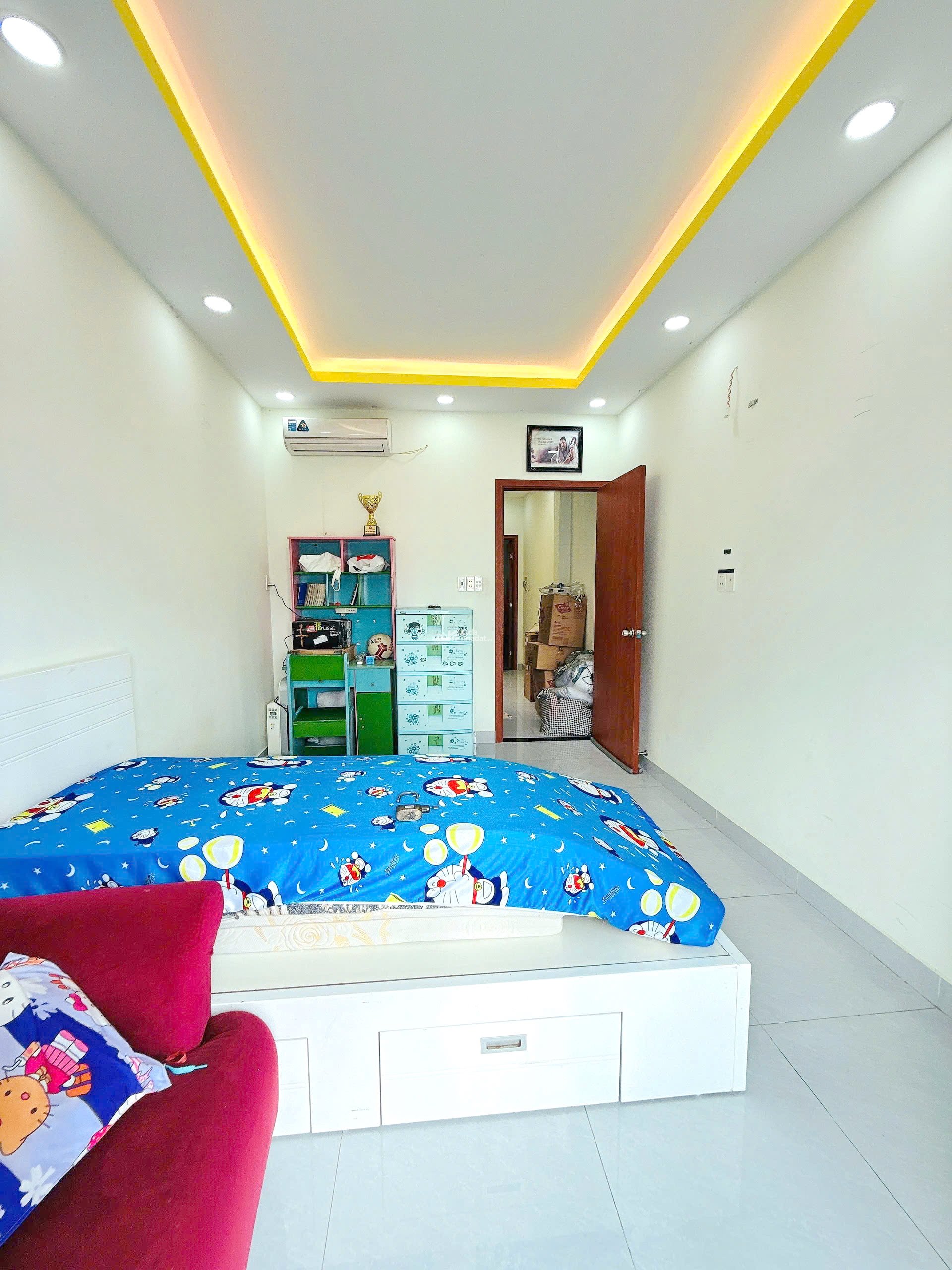 Bán nhà 2 lầu hẻm 4m đường Bông Sao P.5 Quận 8