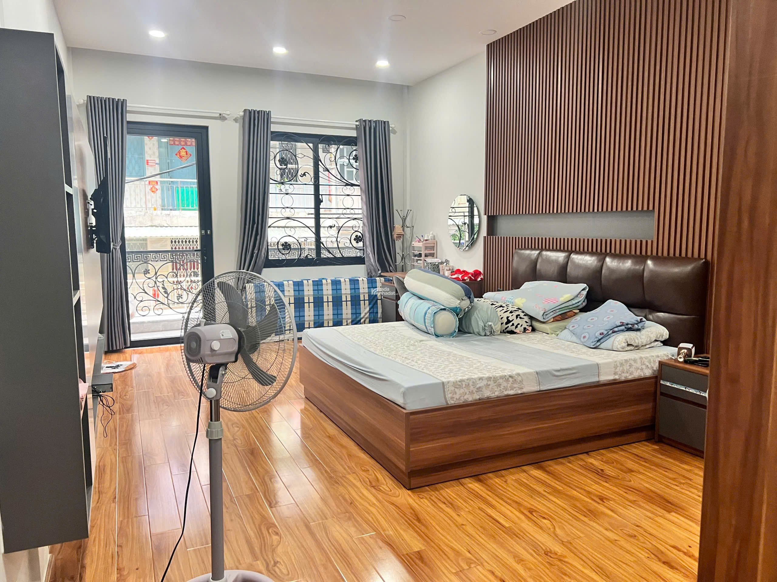 BÁN GẤP NHÀ HXH 10m_ĐƯỜNG ĐIỆN BIÊN PHỦ, Q.3_DT: 4x15m_CN: 60m2_14,5 TỶ TL