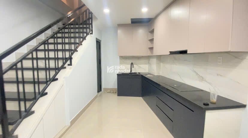MẶT PHỐ NGUYỄN KHUYẾN P12 BÌNH THẠNH - 40M2 (5x8)- 6 TẦNG 
