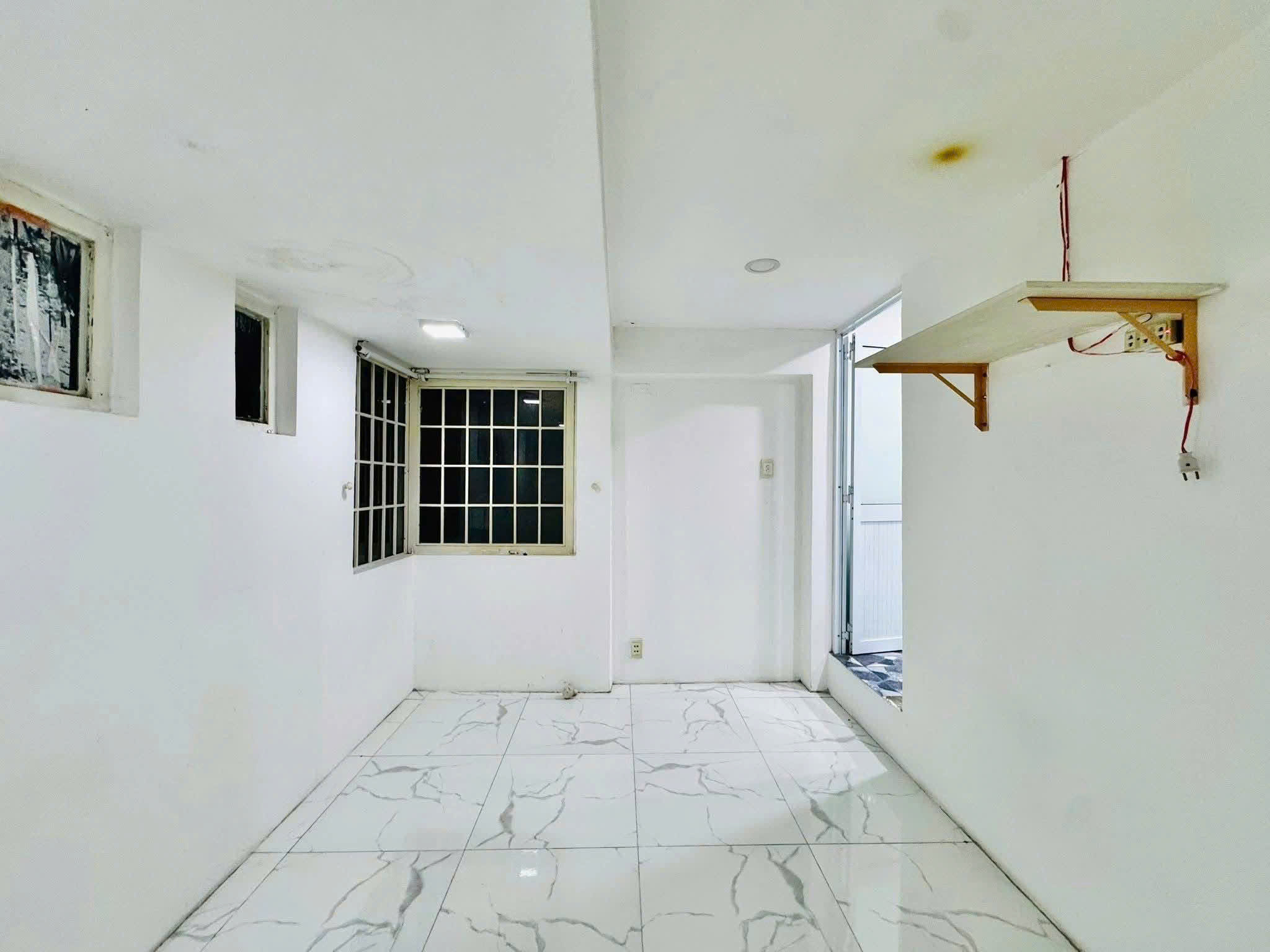 Chủ đi định cư cần bán gấp nhà đẹp Xô Viết Nghệ Tĩnh, Bình Thạnh, 48m2, 2PN 3WC, SHR giá 2 tỷ 850TL