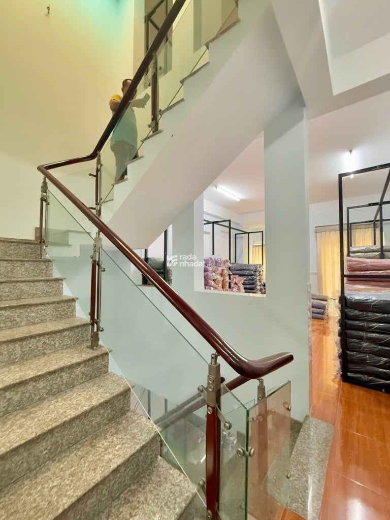 KHU BÀU CÁT - TÂN BÌNH - HẺM NHƯ MẶT TIỀN - KINH DOANH ĐỈNH - GẦN 100 M2 - 3 TẦNG BTCT - SỔ VUÔNG