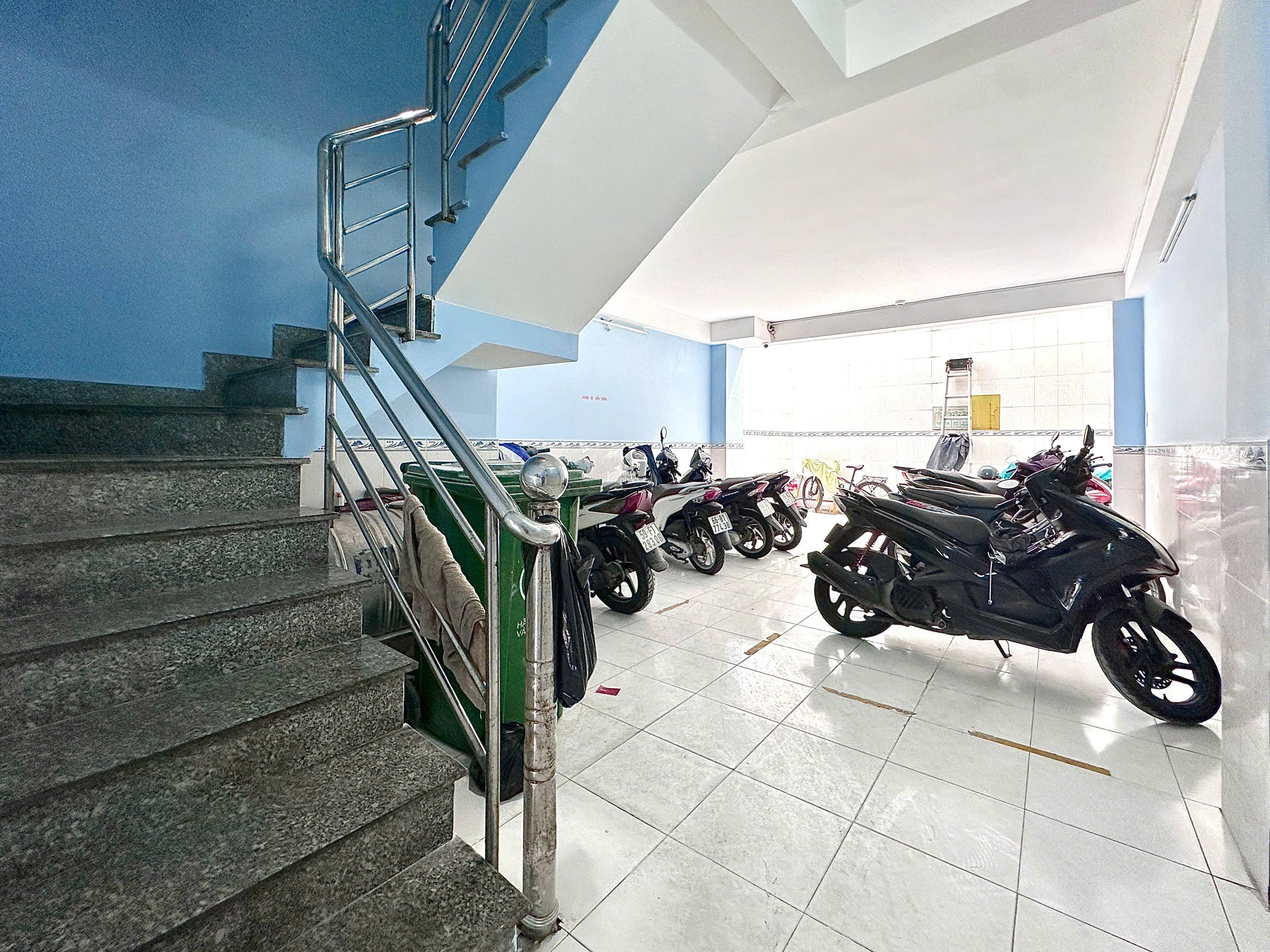 BÁN NHÀ HXH LÝ THÁI TỔ - 5x17 - 6 tầng - giá 21 tỷ 