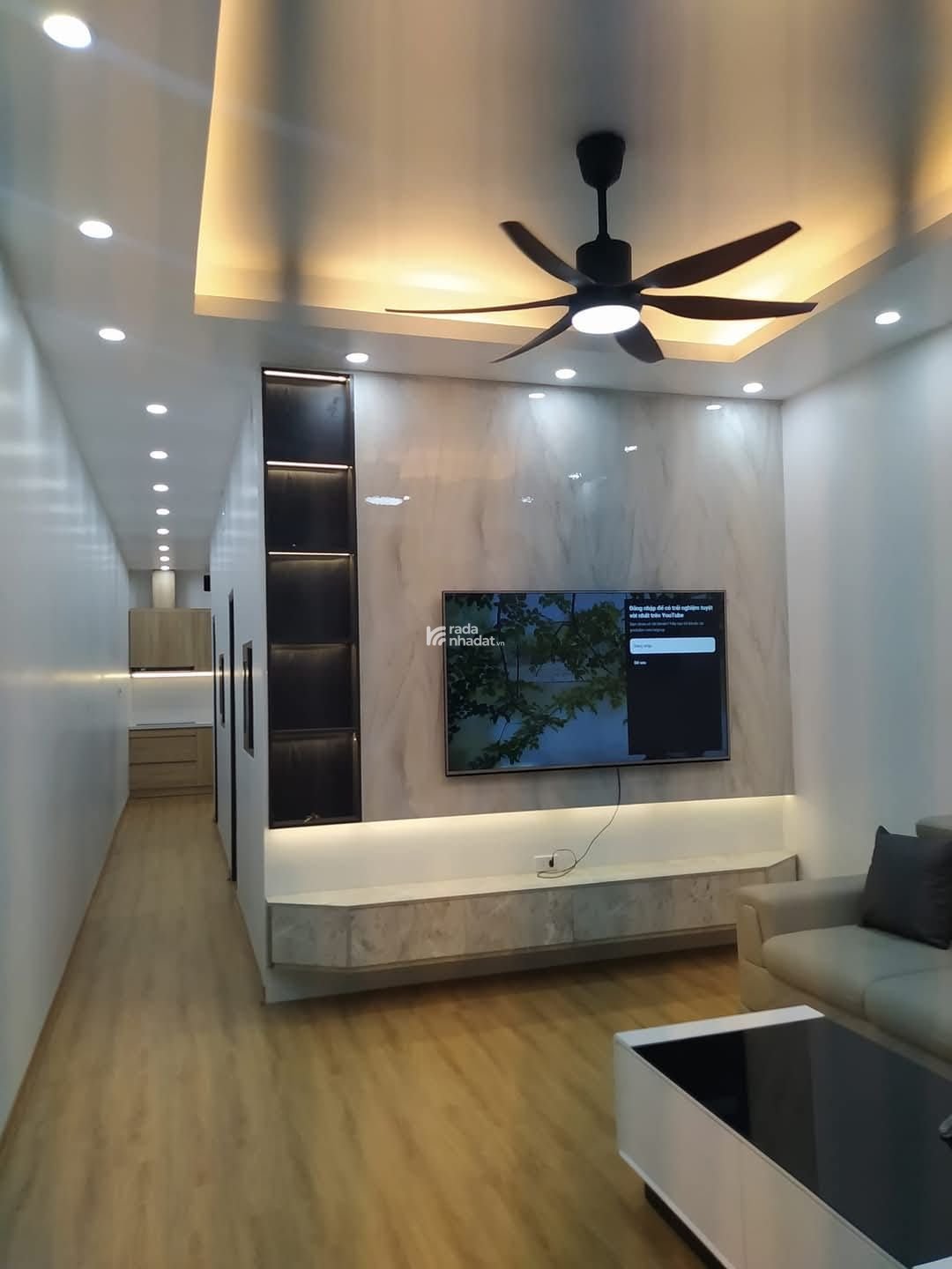 Bán căn hộ 3PN, 2WC, 117m2 tại 60 Hoàng Quốc Việt, Nghĩa Đô, Cầu Giấy, Hà Nội