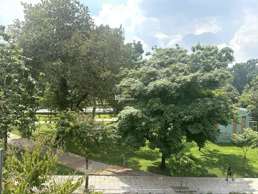 CHÍNH CHỦ BÁN NHÀ MẶT TIỀN ĐẸP ĐỐI DIỆN CÔNG VIÊN GIA ĐỊNH GẦN SÂN BAY TÂN SƠN NHẤT