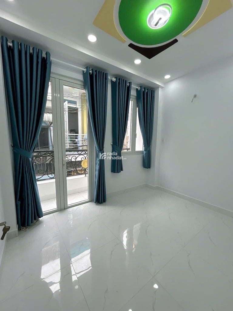 NHÀ XÂY MỚI DỌN VÀO Ở NGAY - KỀ BÊN LÊ THÚC HOẠCH - BÌNH LONG - GIÁP TÂN PHÚ - 2 TẦNG - 27M2 - HẺM 