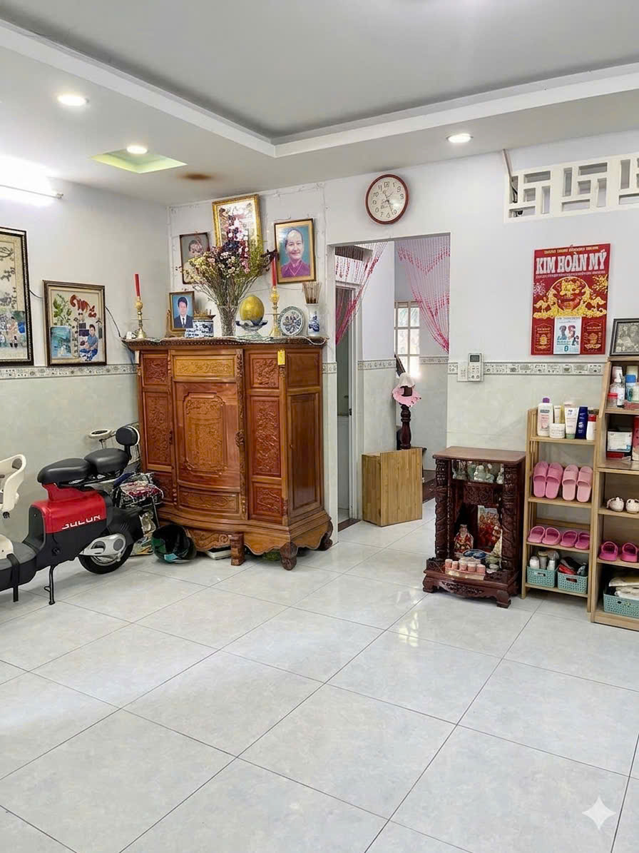 NHÀ 2 TẦNG NGANG 5.7M HIẾM - 2PN - 1 CĂN RA MẶT TIỀN - SỔ HỒNG RIÊNG - CHỈ 3.25 TỶ