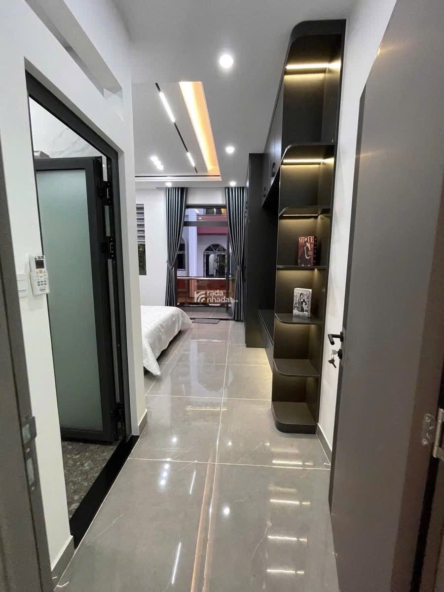 Chủ đi định cư BÁN GẤP NHÀ 4 tỷ 550 53.06m2 Đường Phạm Văn Chiêu  P14 Quận GV HCM