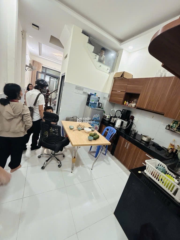 Lâm văn bền   diện tích rộng hơn 50mv- hẻm ba gác thông - giá nhỉnh 3t 