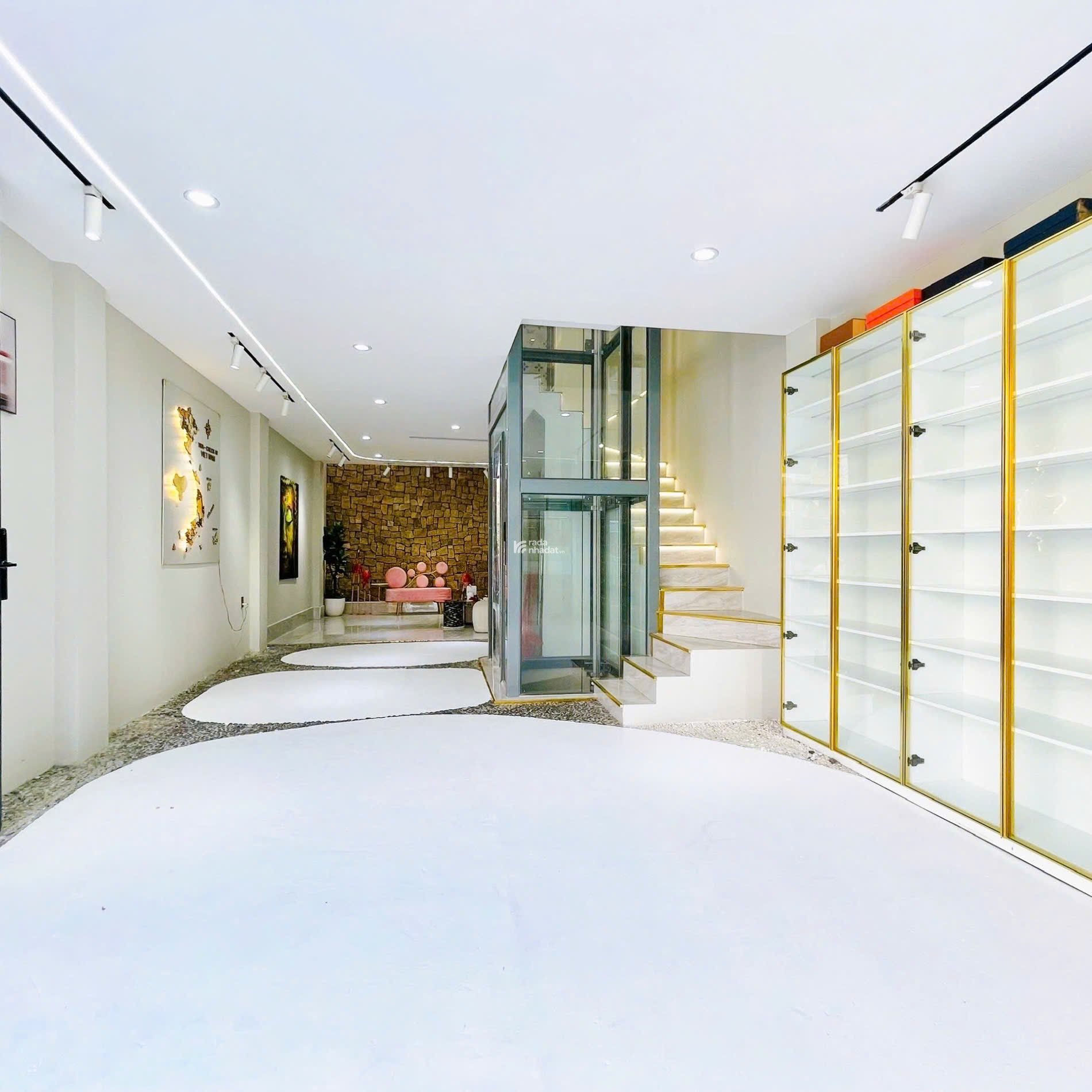 BÁN NHÀ BIỆT THỰ THÔNG MINH GẦN QUANG TRUNG QUẬN GÒ VẤP, 6TẦNG, THANG MÁY, 4.8x12 m, 15 TỶ