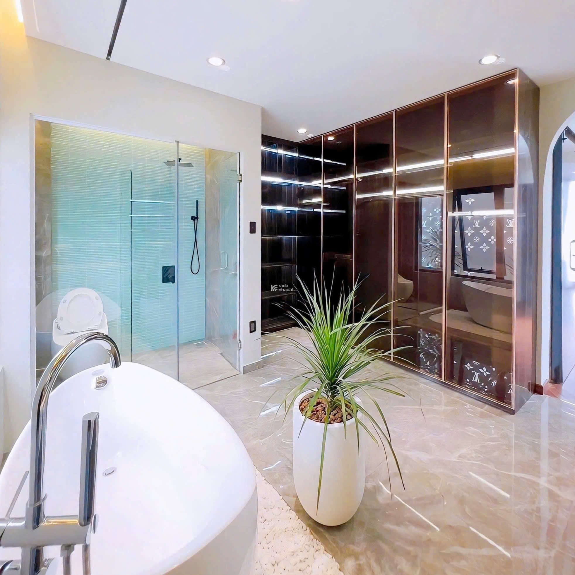 BÁN NHÀ BIỆT THỰ THÔNG MINH GẦN QUANG TRUNG QUẬN GÒ VẤP, 6TẦNG, THANG MÁY, 4.8x12 m, 15 TỶ