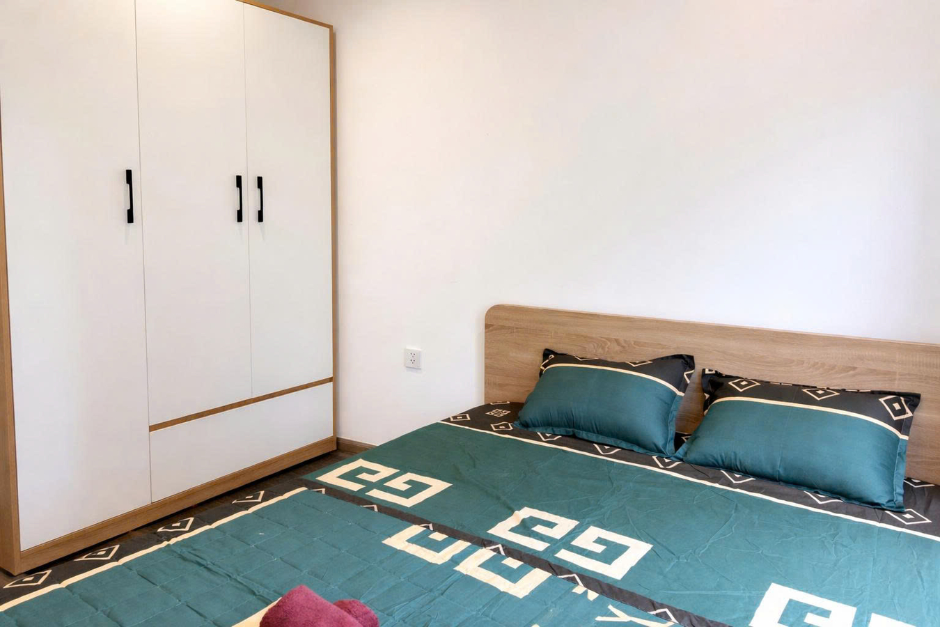 Cần bán 2PN1 70,20m2, phân khu The Beverly Solari, giá tốt 4,35tỷ