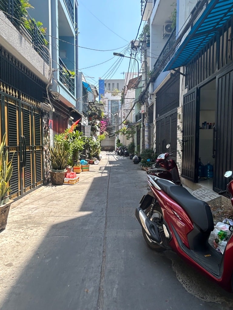 NGAY AEON MALL, HẺM XE HƠI ĐÔ ĐỐC LONG, TÂN PHÚ, 75M2 TIỆN XÂY MỚI. GIẢM 550TR CHỈ 6.5T TL TỐT