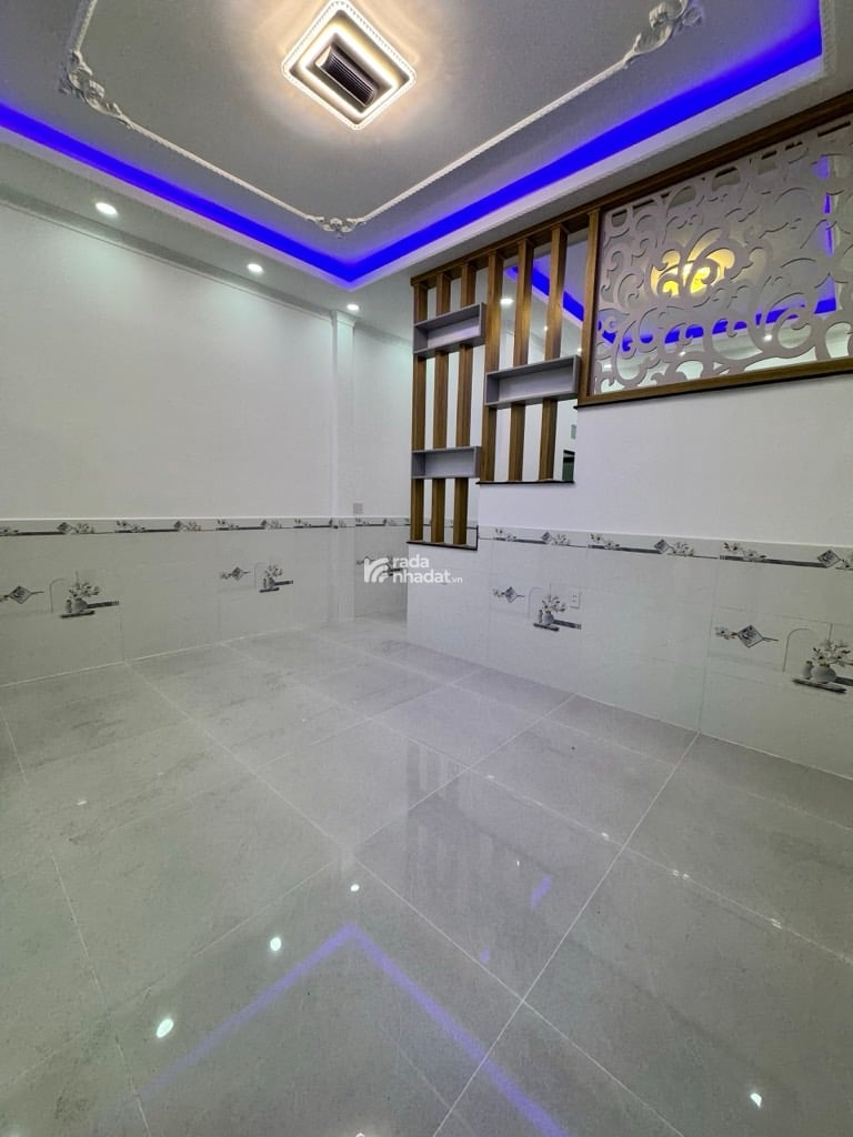 SÁT VÁCH Q11, SÁT MT LƯƠNG THẾ VINH, TÂN PHÚ, 53M2 Ở NGAY. GIẢM 550TR CHỈ 4.6T