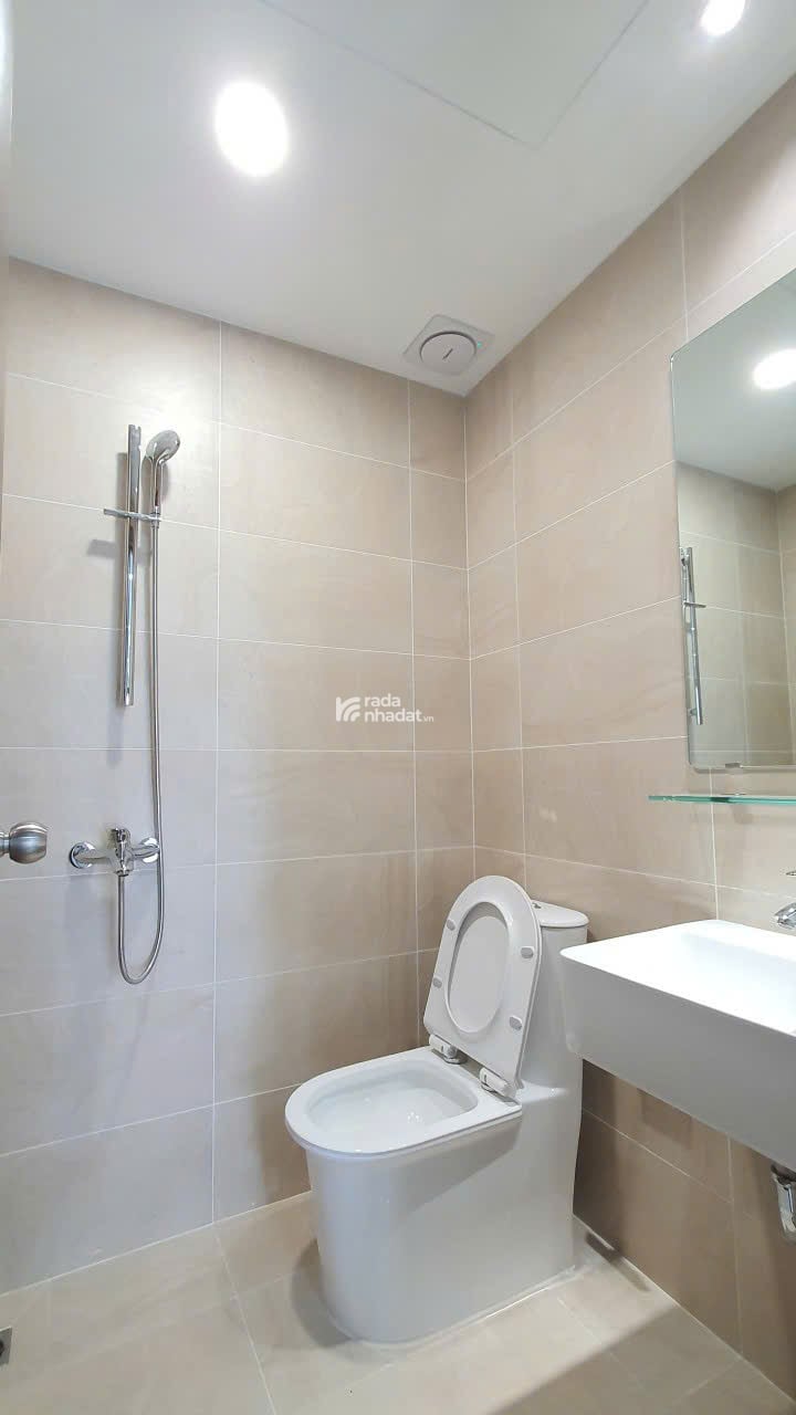 BÁN NGAY  Opal Skyline 2PN/2WC, 65m2, Full Nội Thất, Giá 2.45 Tỷ, Dọn Vào Ở Ngay