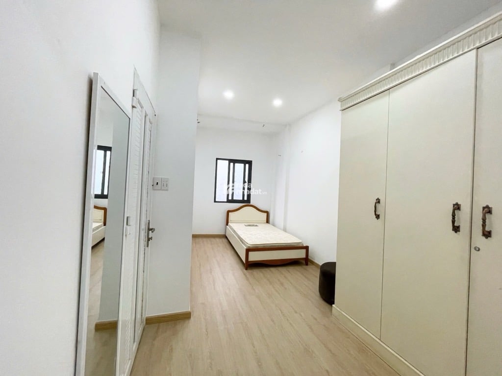 NHÀ GIÁ RẺ THÍCH QUẢNG ĐỨC, PHÚ NHUẬN, 2 TẦNG TIỆN CẢI TẠO. GIẢM 200TR CHỈ CÒN 4.8T TL 