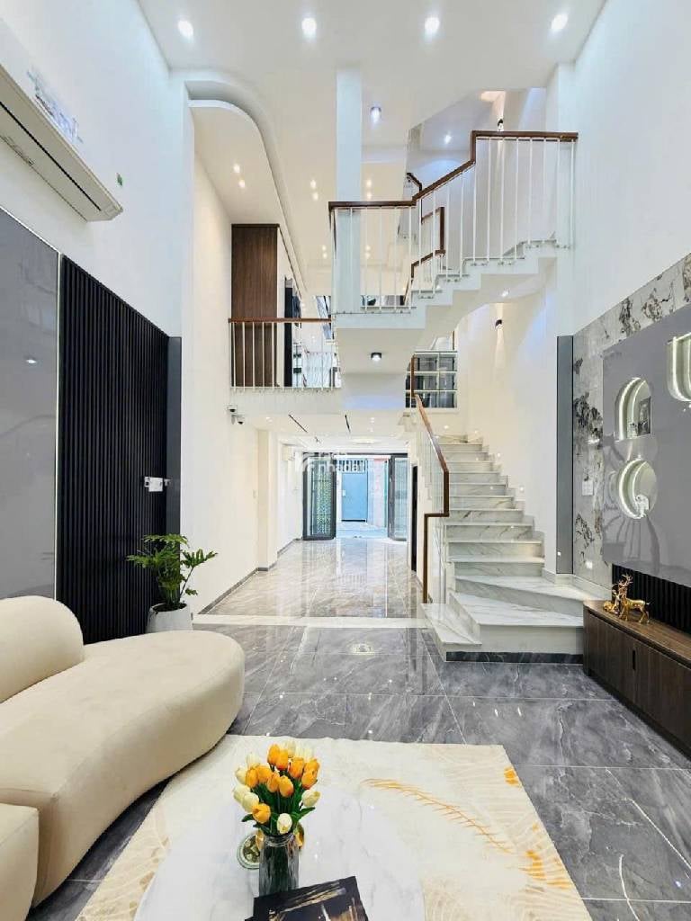 Gò Vấp nhà 3 tầng, 4x12m,đường xe hơi, Phan Huy Ích, P12 giá chỉ 8.xx tỷ.