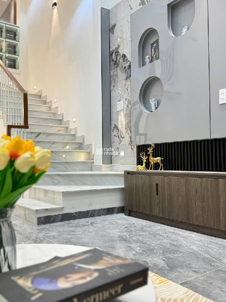 Gò Vấp nhà 3 tầng, 4x12m,đường xe hơi, Phan Huy Ích, P12 giá chỉ 8.xx tỷ.