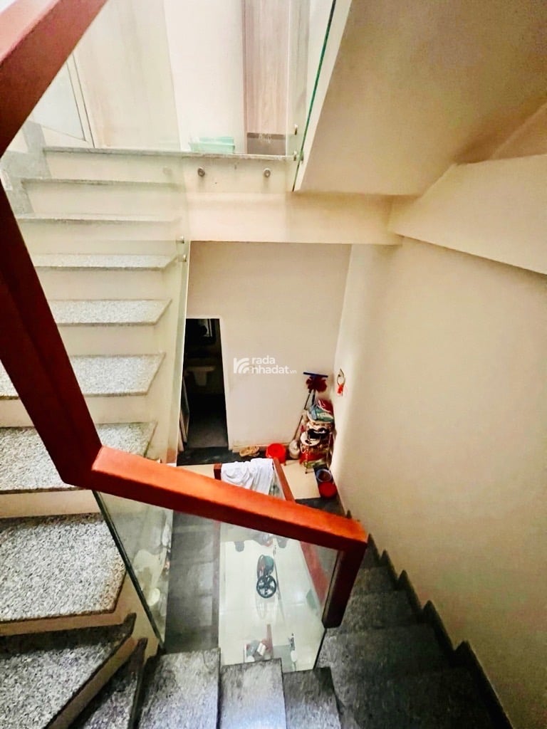 HẺM XE HƠI BÙI ĐÌNH TÚY, BÌNH THẠNH, 32M2 MỚI Ở NGAY. GIẢM 550TR CHỈ CÒN 6.2T TL 