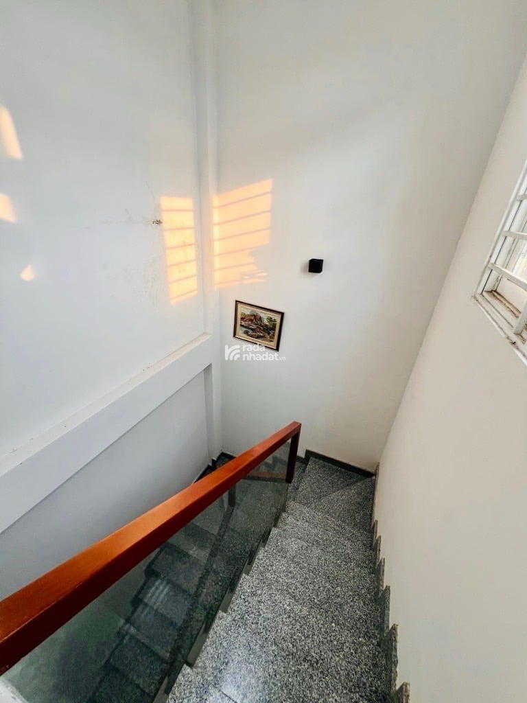 HẺM XE HƠI BÙI ĐÌNH TÚY, BÌNH THẠNH, 32M2 MỚI Ở NGAY. GIẢM 550TR CHỈ CÒN 6.2T TL 