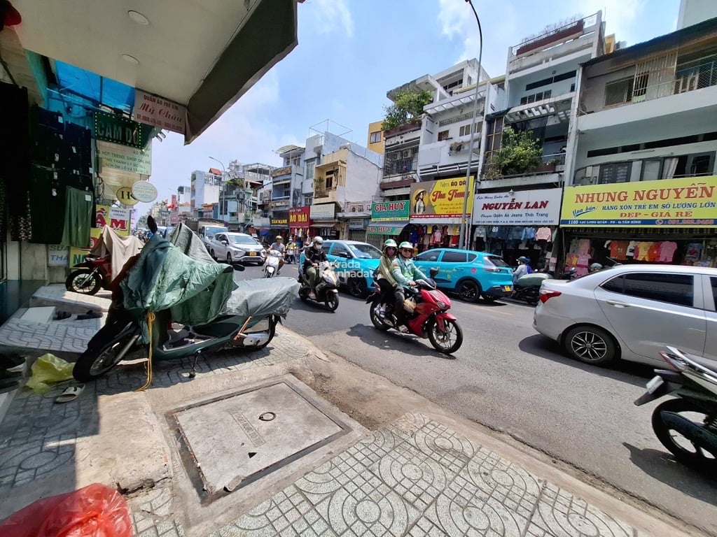 GIẢM 500 TRIỆU - GIÁ MỚI 12.5 TỶ [TÂN BÌNH] MẶT TIỀN KINH DOANH LẠC LONG QUÂN - KINH DOANH SẦM UẤT