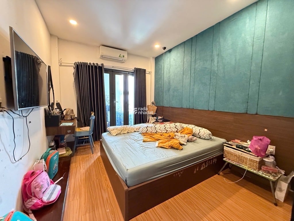 Bán nhà mặt tiền đường nguyễn hữu tiến tây thạnh