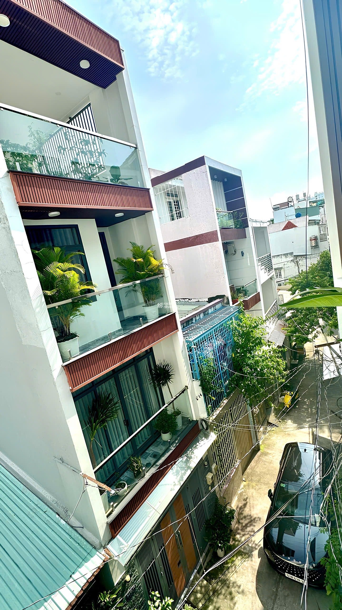 Đường Xe Hơi 5m - Nhà Đúc 4 Tầng - DT: 4x18 (72m2) - Cạnh Lũy Bán Bích - Chỉ 7ty xíu