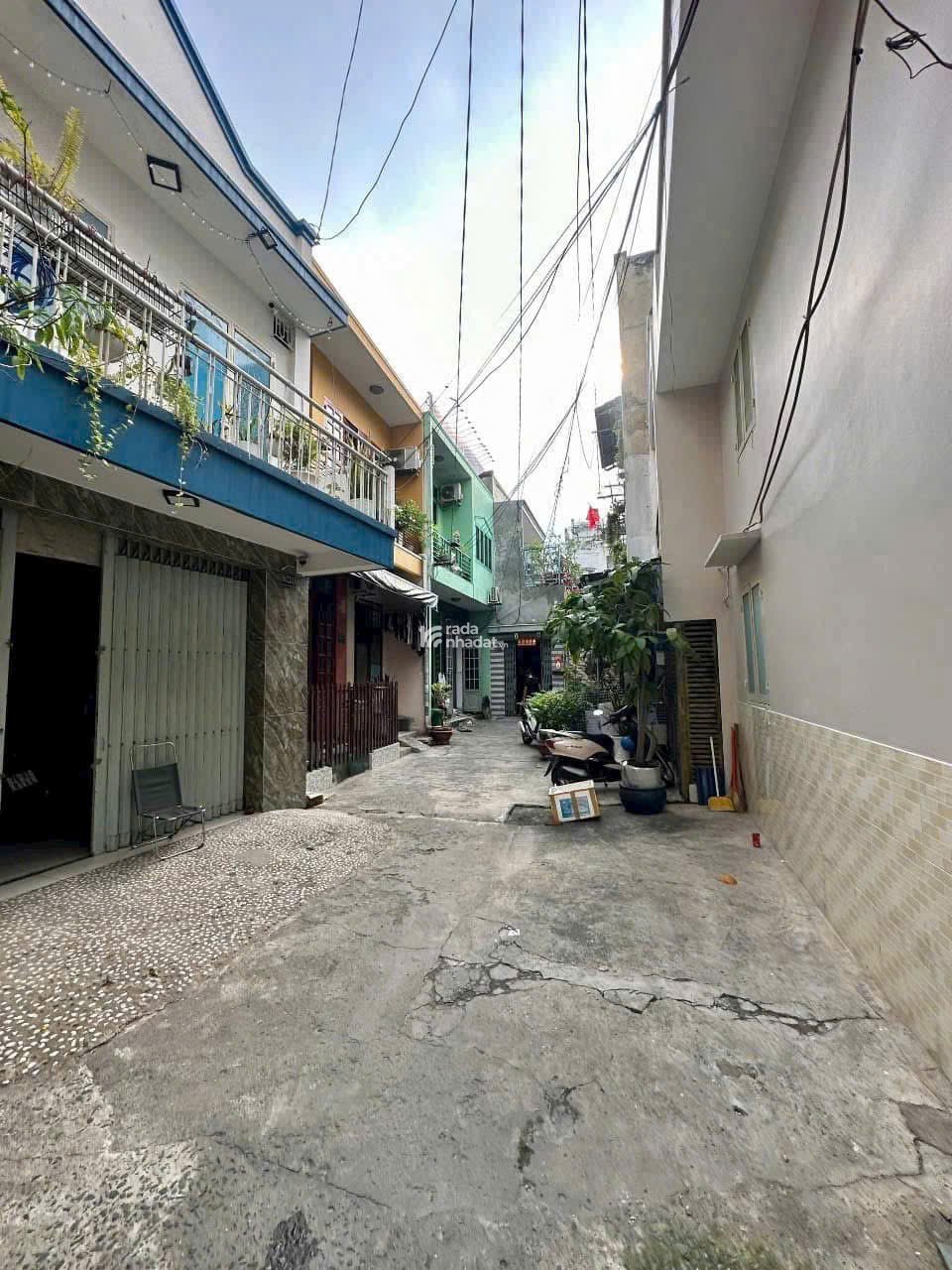 BÁN NHÀ 2 LẦU ĐÚC, HẺM XE HƠI HUỲNH THIỆN LỘC, TÂN PHÚ, DT 4 X 4.5M, GIÁ BÁN 2.85 TỶ