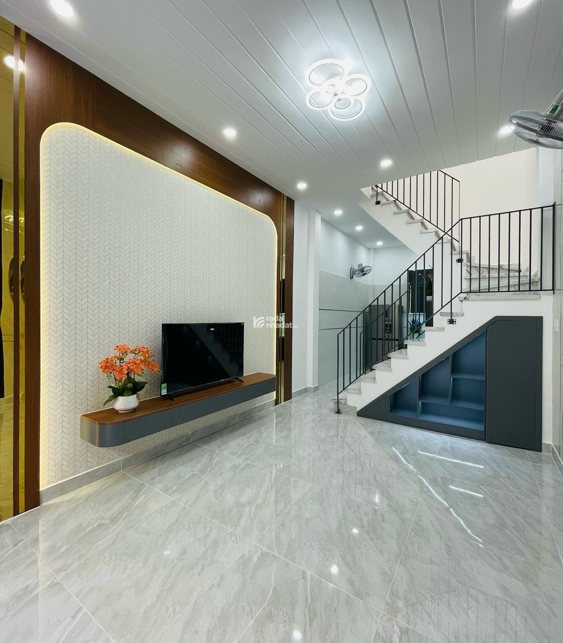 View sân bay nhà Nguyễn Văn Công, P3, Gò Vấp, gần chợ