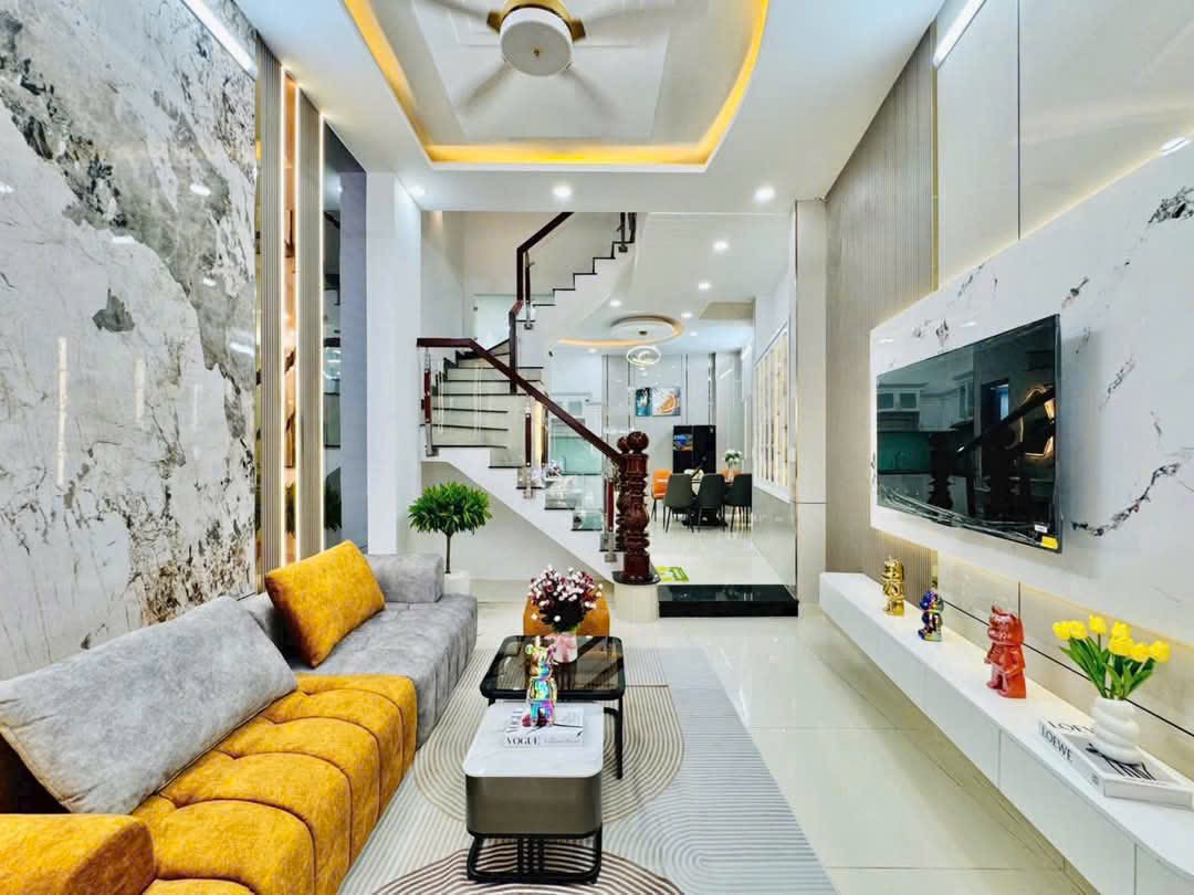 CHÚ Vinh bán Nhà đẹp Rẻ 48,8m2 3 tỷ 550tr đường Đoàn Thị Điểm P1 Phú Nhuận HCM