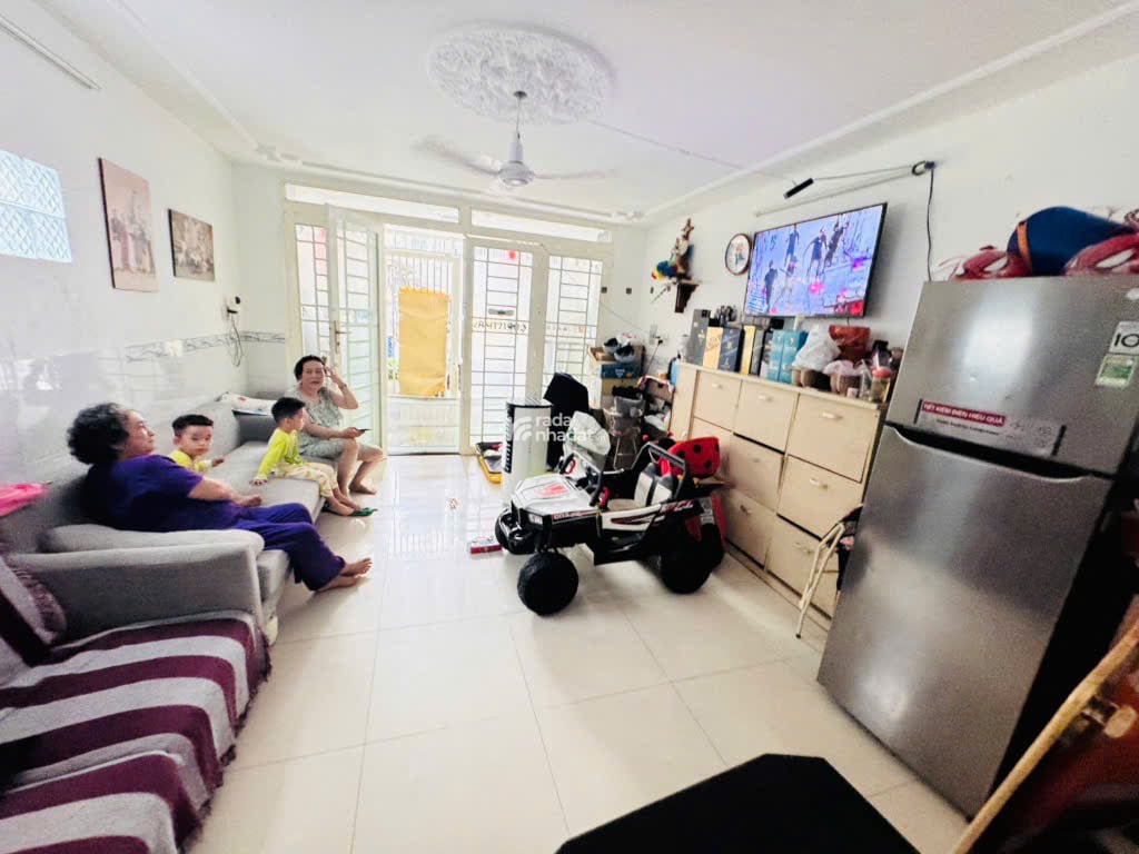 BÁN NHÀ LÔ GÓC NGANG 4M CỰC ĐẸP KHU VỰC QUẬN 8, 52M2, 2PN, 2WC, GIÁ 5 TỶ NHỈNH
