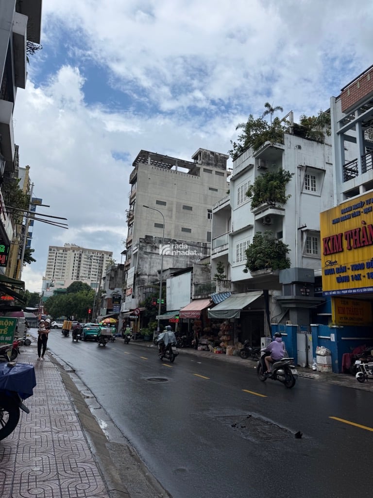 NHÀ VIP NGAY CHỢ PHẠM VĂN HAI, TÂN BÌNH, 95M2 CÓ KC TIỆN CẢI TẠO MỚI. GIẢM 750TR CHỈ 14.5T TL 