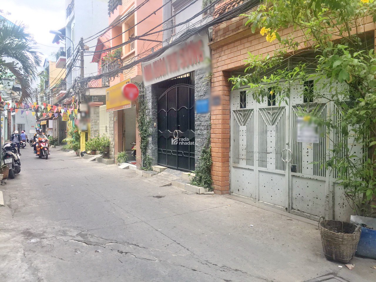 Bán nhà 2 lầu hẻm xe hơi đường Dạ Nam Phường 2 Quận 8