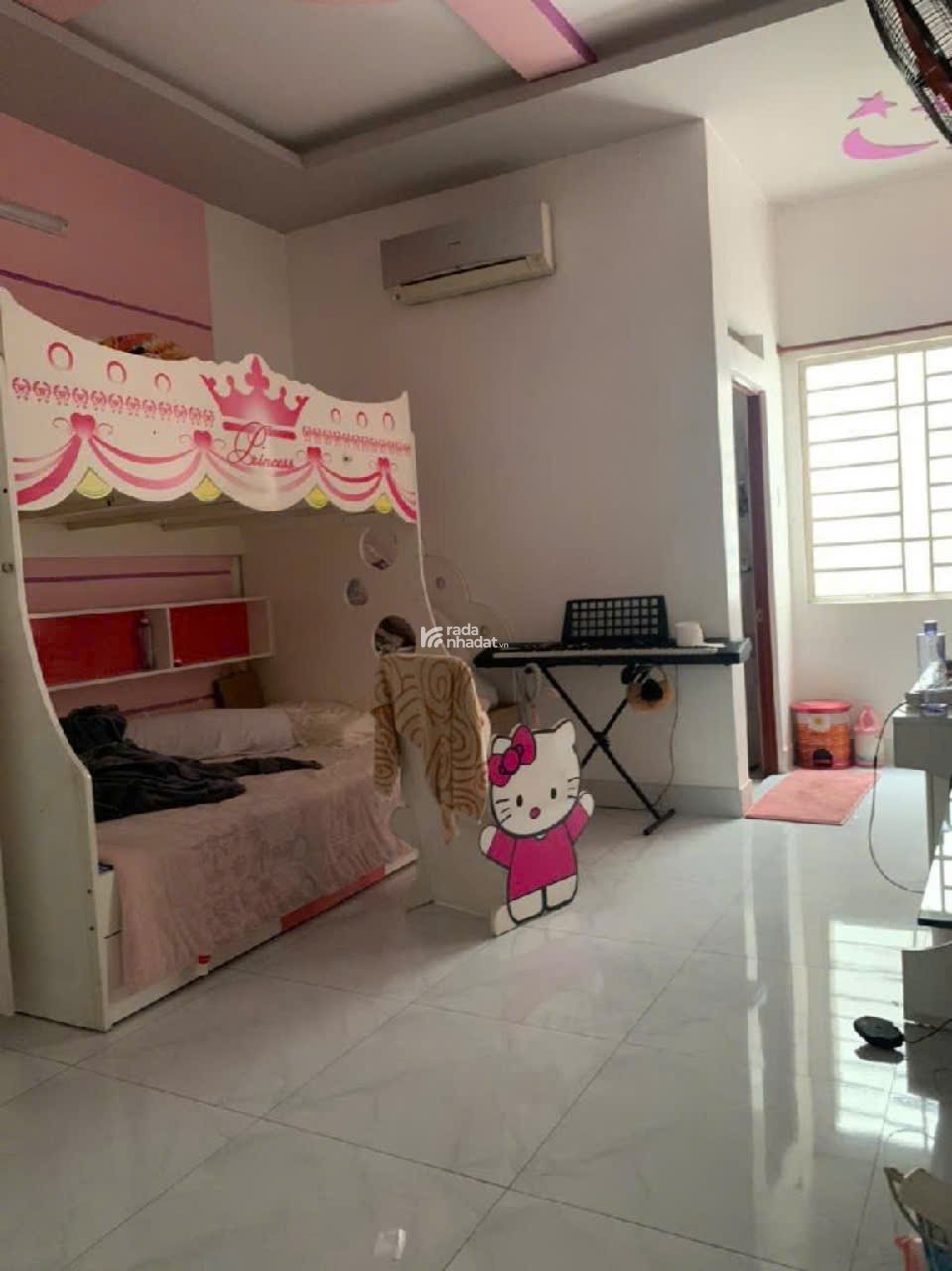 Bán Nhà Đường Trương Phước Phan,BTĐ,Bình Tân (4 x 20 x 4 Tầng) 8 tỷ TL