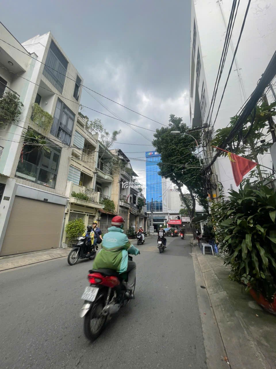 Bán nhà mặt tiền đường 133 Hoà Hưng quận 10- 3.4x14 5 tầng - nhỉnh 14 tỷ 