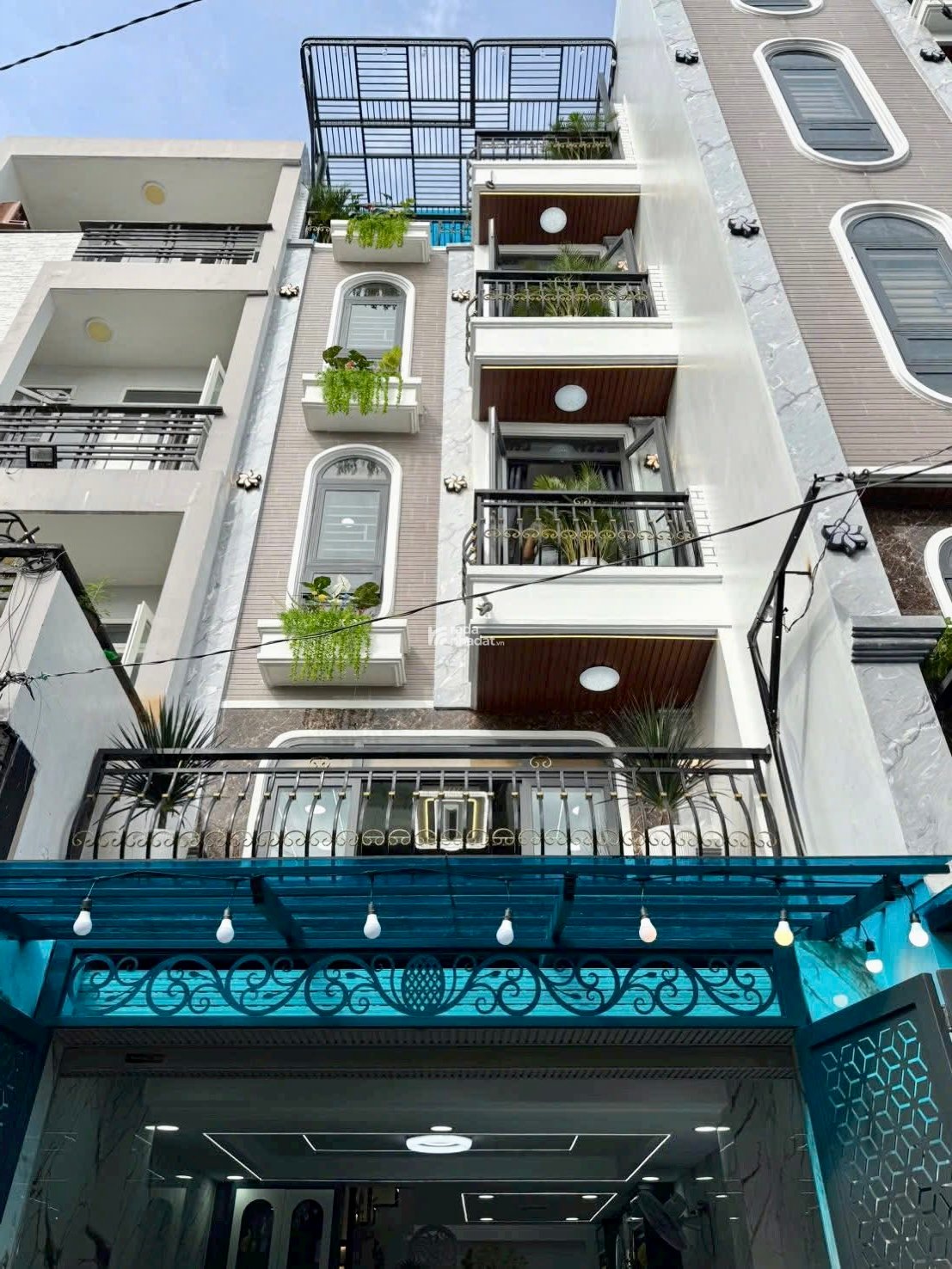 Lâu lâu mới có 1 căn đẹp gửi bán gấp! Hẻm xe hơi 4 lầu 4tỷ 50m2 Quang Trung, Phường 8, Quận Gò Vấp 