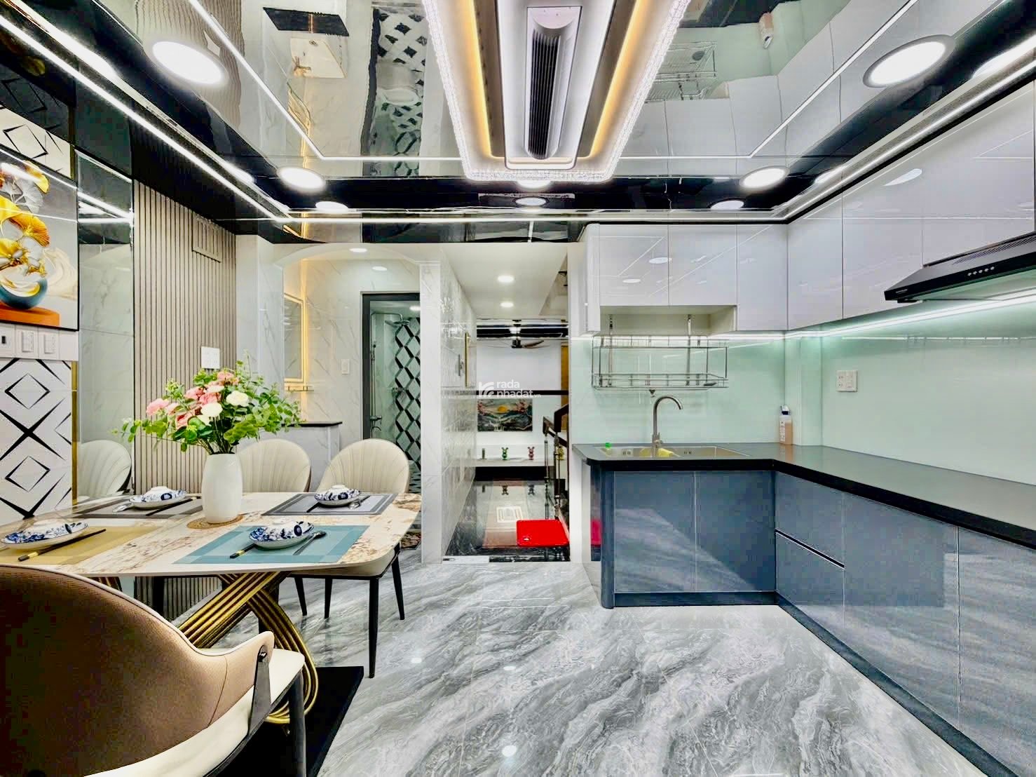 Lâu lâu mới có 1 căn đẹp gửi bán gấp! Hẻm xe hơi 4 lầu 4tỷ 50m2 Quang Trung, Phường 8, Quận Gò Vấp 