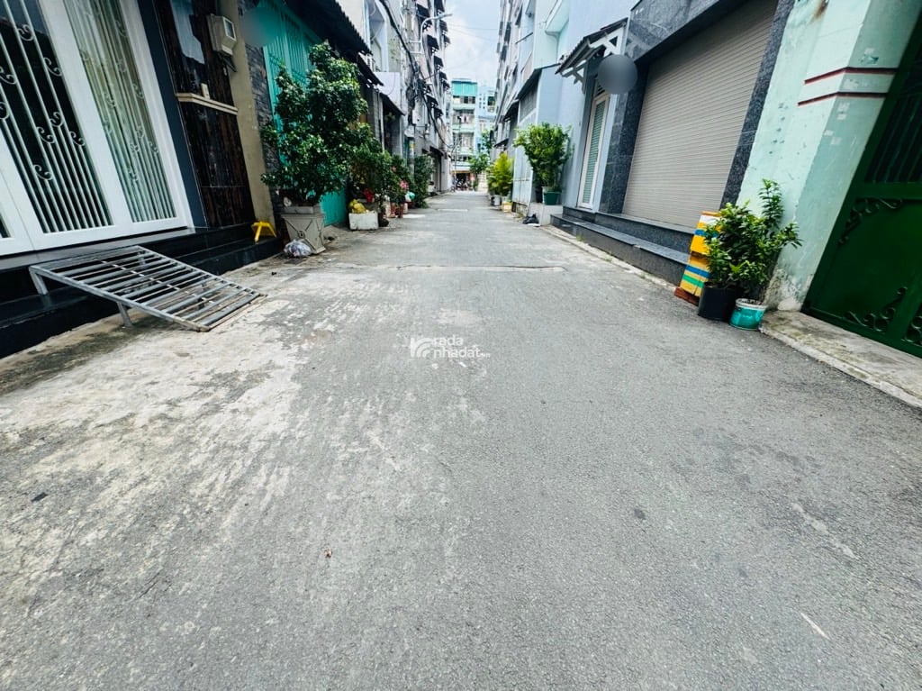 GẦN Q11, HXH LÝ THÁNH TÔNG, TÂN PHÚ, 63M2 HIẾM CÓ. GIẢM 550TR CHỈ CÒN 8.5T TL TỐT