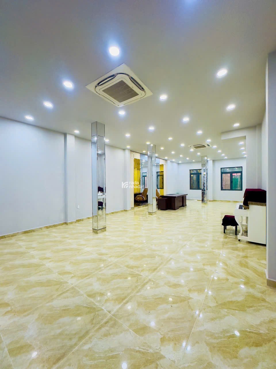 Siêu Phẩm Mặt Tiền Kinh Doanh DT(5x20m) 6 tầng chỉ 24 tỷ Lý Thái Tổ Q10 