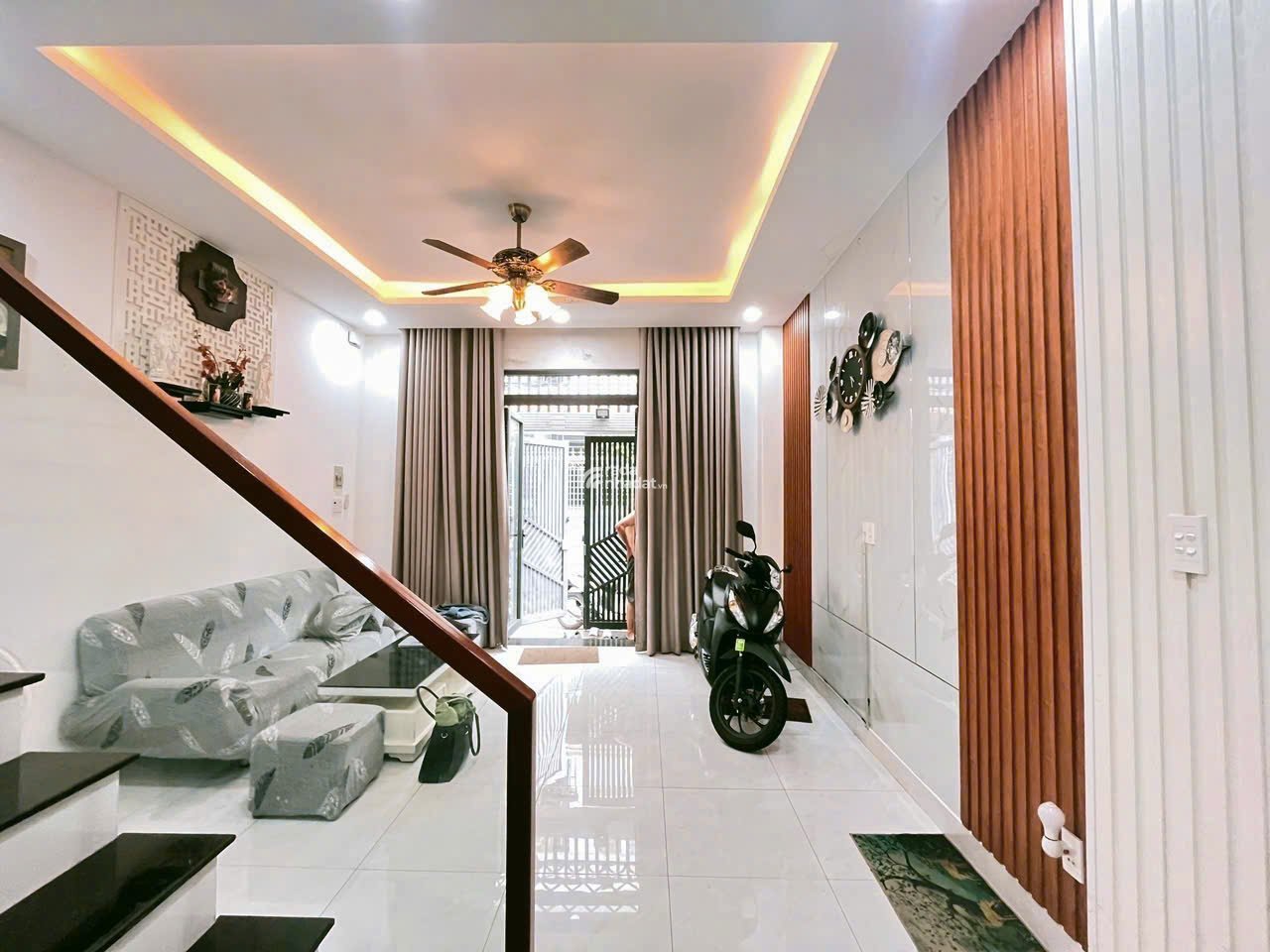 Hẻm 4m Cách Mạng Tháng 8, 45m2, ngang 4.5m, 4 tầng mới tặng nội thất, chỉ 7.4 tỷ