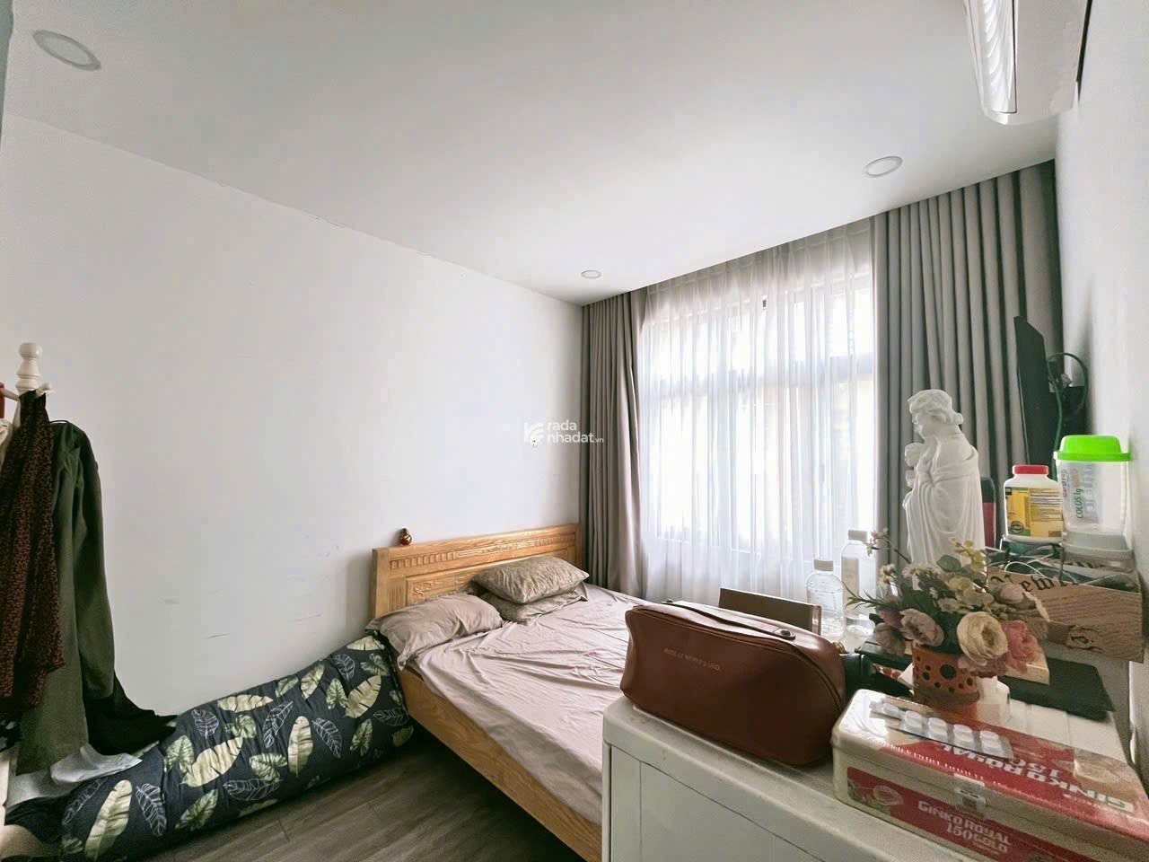 Hẻm 4m Cách Mạng Tháng 8, 45m2, ngang 4.5m, 4 tầng mới tặng nội thất, chỉ 7.4 tỷ