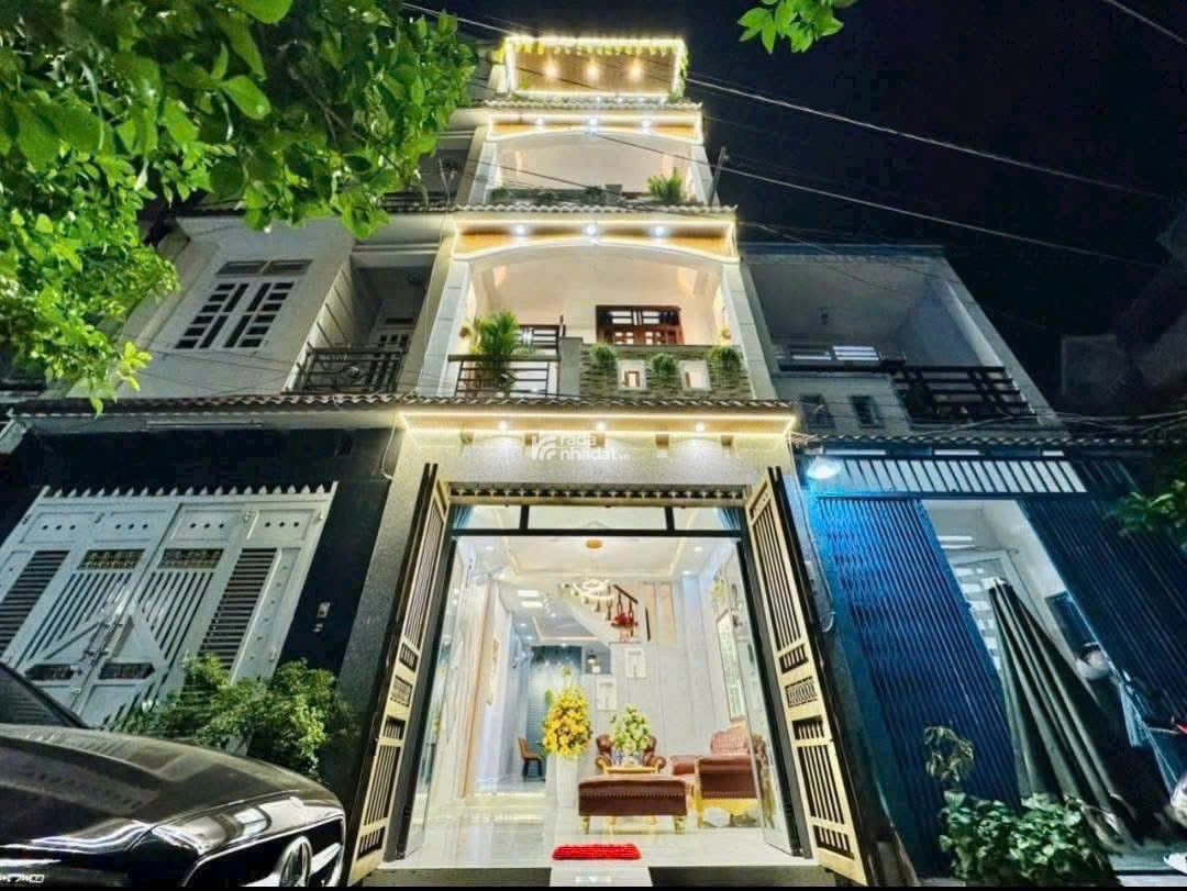 Kẹt tài chính bán tháo nhà 3 tỷ 390 triệu, DT 42m2 đường Lam Sơn, phường Tân Sơn Hoà, Quận Tân Bình