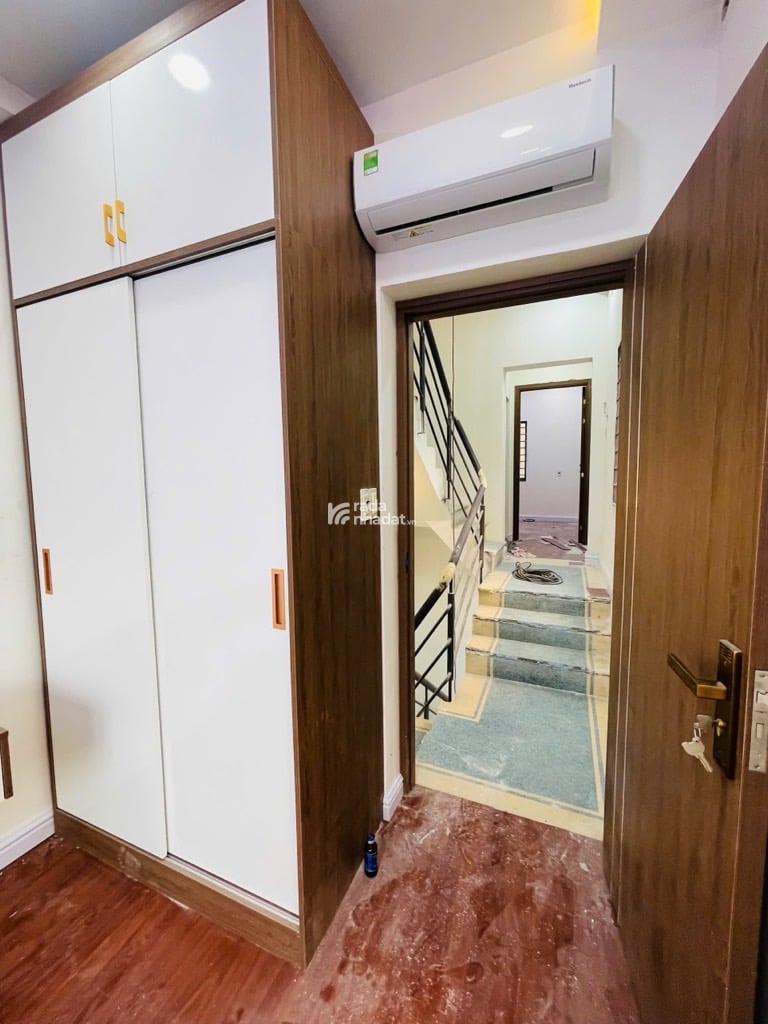 GẦN MẶT TIỀN HUỲNH VĂN BÁNH, PHÚ NHUẬN, 33M2 NGANG HIẾM CÓ. GIẢM 2T CHỈ CÒN 6T TL 