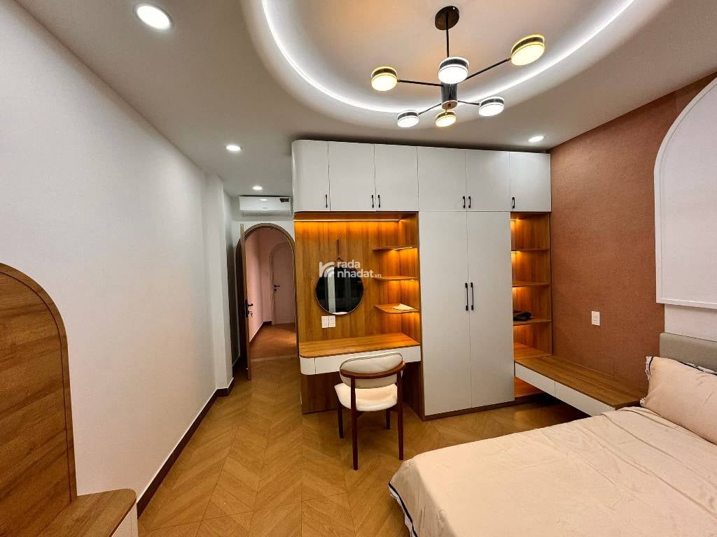 5 TẦNG BTCT HẺM XE HƠI THÔNG BÙI HỮU NGHĨA PHƯỜNG 2 QUẬN BÌNH THẠNH DT: 4/5.5*11M- 8 TỶ 850