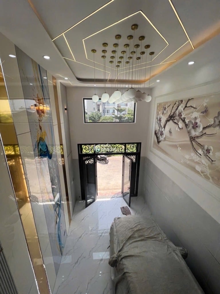 Bán nhà khu phân lô đồng bộ bình hưng hoà b