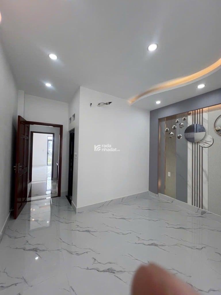 Bán nhà khu phân lô đồng bộ bình hưng hoà b