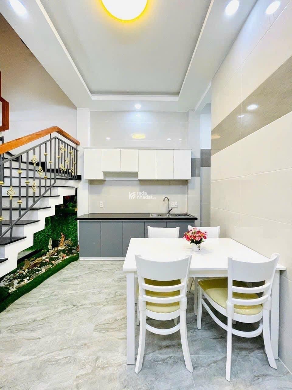 Nhà hiếm Q8 51m2 Dương Bá Trạc phường 1 2tỷ050 sổ sẵn.