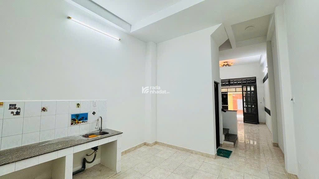 NHÀ ĐẸP 3 TẦNG DƯƠNG BÁ TRẠC 60M2 HẺM THÔNG GẦN MẶT TIỀN KHU HIỆN HỮU VIP 7,6 TỶ TL