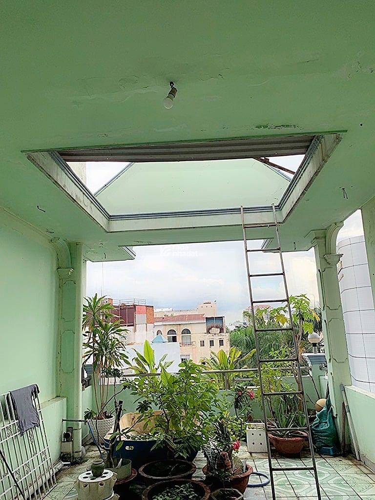 Bán nhà mặt tiền đường đông hồ tân bình